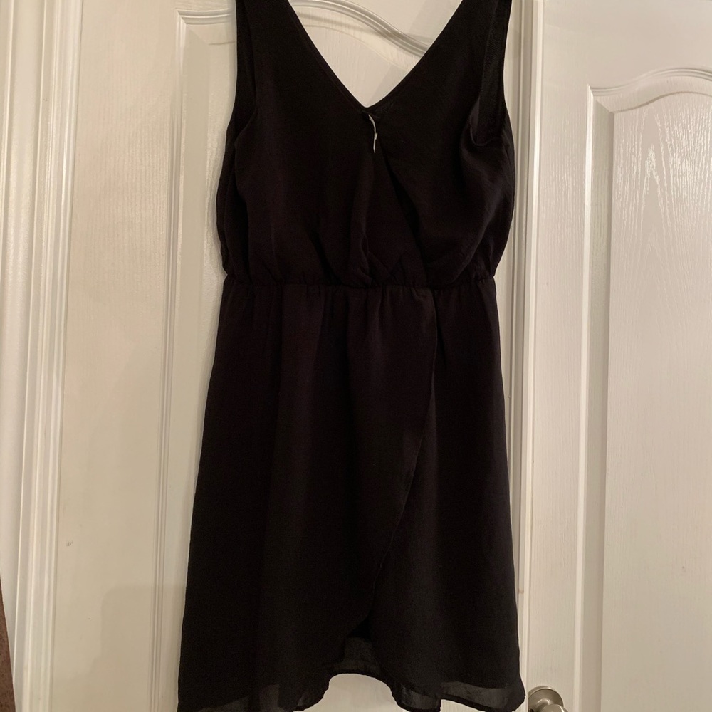 H&M sleeveless lightweight dress